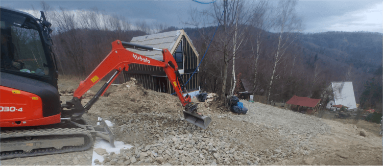 minikoparka 2.8 t prace ziemne